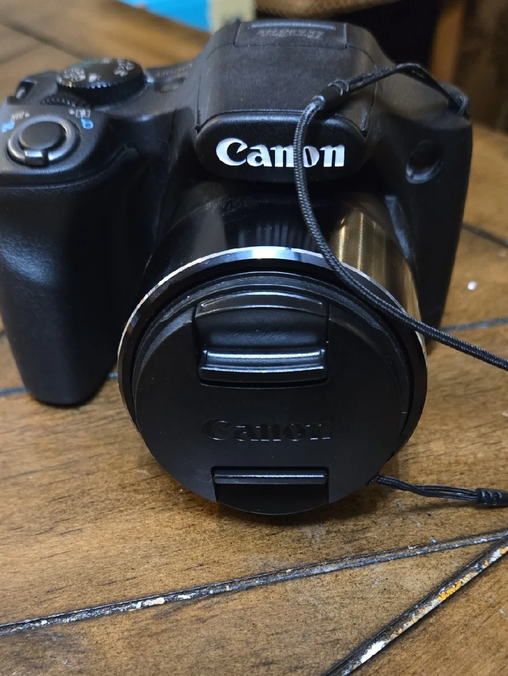 Canon Black Compact Bridge Camera with Zoom Lens